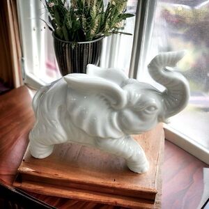 VTG Toyo White Porcelain Elephant Figurine Japan Rare Long White Elephant Glossy